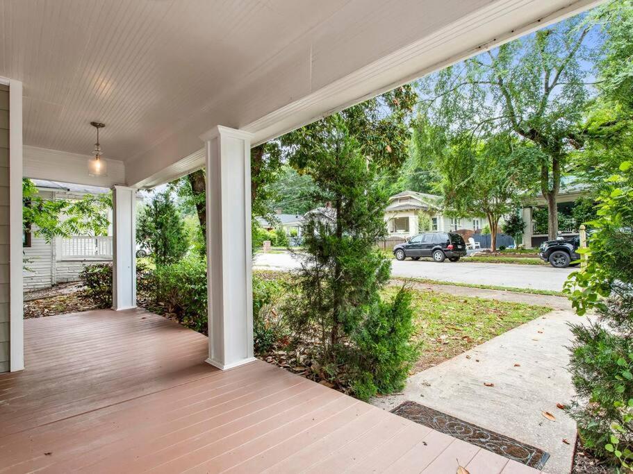 אטלנטה Gorgeous East Village Home Near Downtown Sleeps 12 5 Bedrooms Coffee Bbq Ac Parking מראה חיצוני תמונה